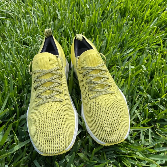 ALLBIRDS Tree FlyersBuoyant yellow Blizzard sole size 10 men - Picture 11 of 13